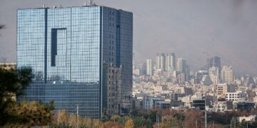همراهی حداکثری بانک‌های منتخب در اجرای بسته حمایت از صنایع